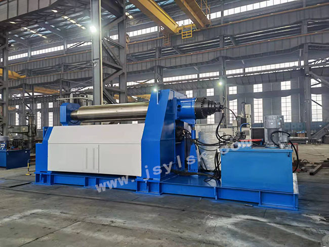 四輥卷板機(jī)